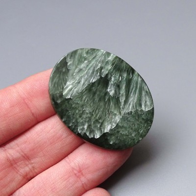 Serafinit polierter Cabochon 7,7g Russland