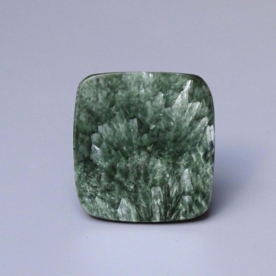 Serafinite polished cabochon 8.7g Russia