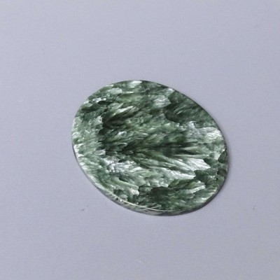 Serafinit polierter Cabochon 8,2g Russland