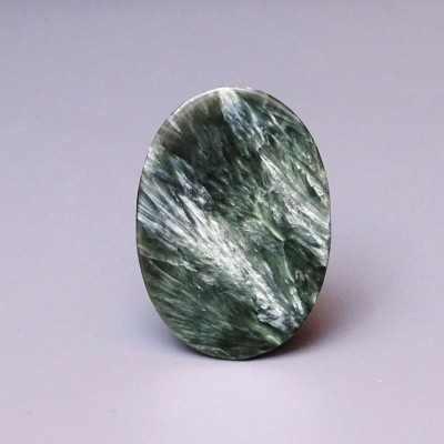 Serafinit polierter Cabochon 6,5g Russland