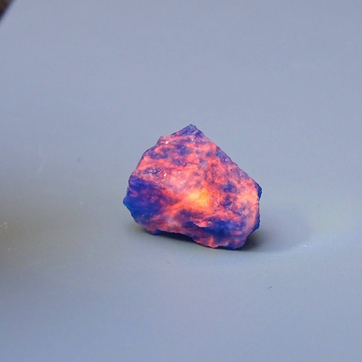 Haüyn/Hauyne natürliches Mineral 5,5ct, Afghanistan