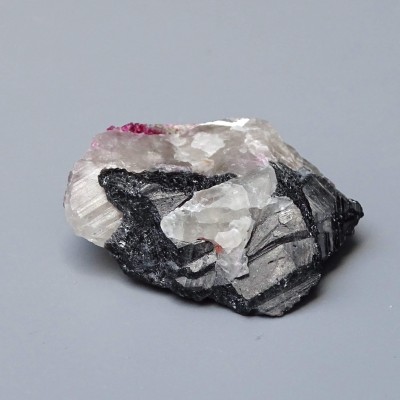 Rubelite/red tourmaline, black turmaline 19,3g, Brazil