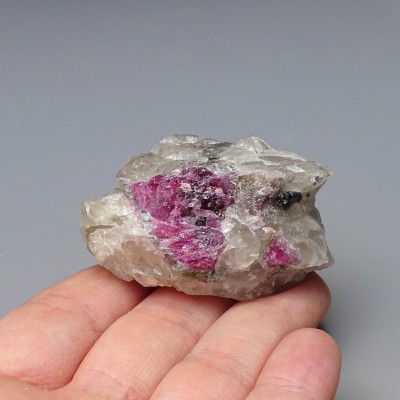 Rubelite/red tourmaline, black turmaline 54.8g, Brazil