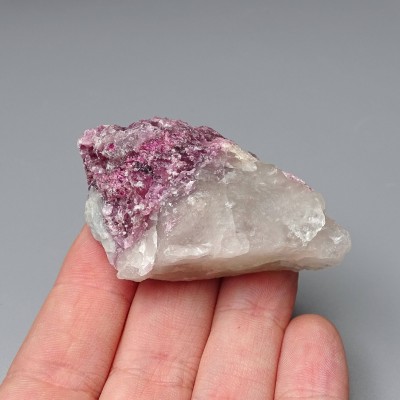 Rubelite/red tourmaline 41.4g, Brazil