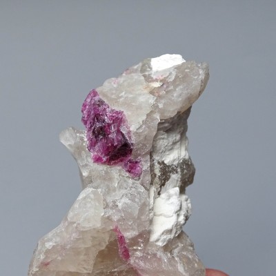 Rubelite/red tourmaline 26.3g, Brazil