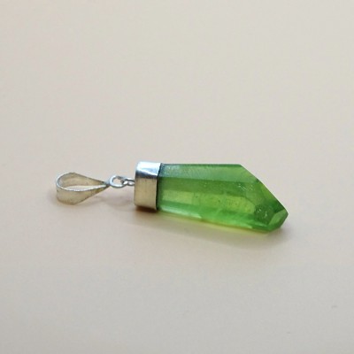 Peridot /Olivine natural crystal pendant 4.8g Pakistan