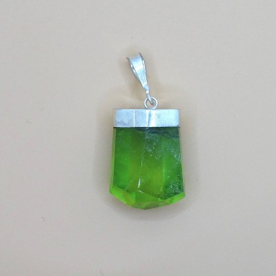 Peridot /Olivine natural crystal pendant 5.4g Pakistan