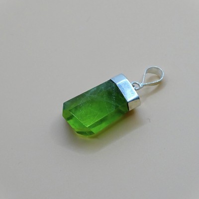 Peridot /Olivine natural crystal pendant 5.4g Pakistan