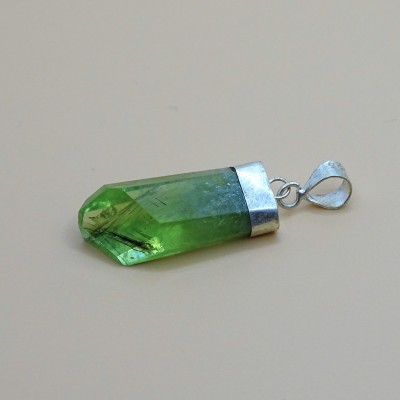 Peridot /Olivine natural crystal pendant 4.5g Pakistan