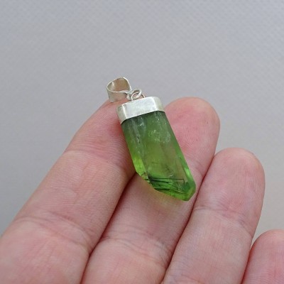 Peridot /Olivine natural crystal pendant 4.5g Pakistan