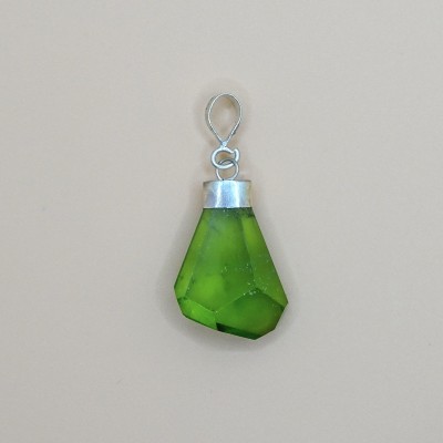 Peridot /Olivine natural crystal pendant 4g Pakistan