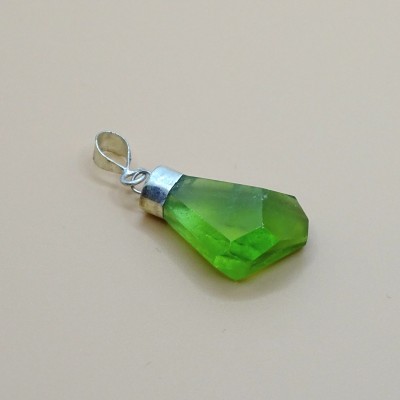 Peridot /Olivine natural crystal pendant 4g Pakistan