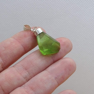 Peridot /Olivine natural crystal pendant 4g Pakistan