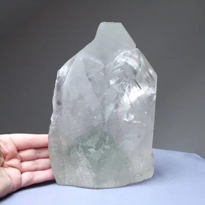 Göttin Parvati mit Ganesha in Himalaya-Kristall 3919 g, Pakistan