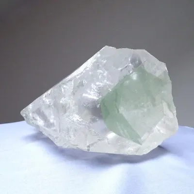 Göttin Parvati mit Ganesha in Himalaya-Kristall 3919 g, Pakistan