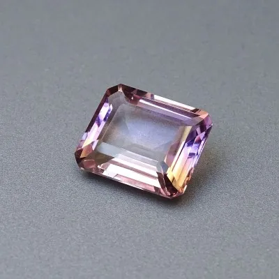 Geschliffener Ametrin 17,99ct, Bolivien