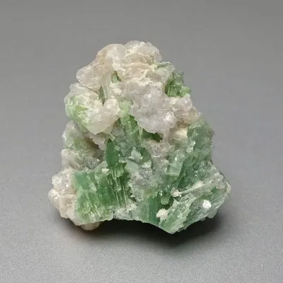 Tourmaline natural in quartz 54g, Pakistan