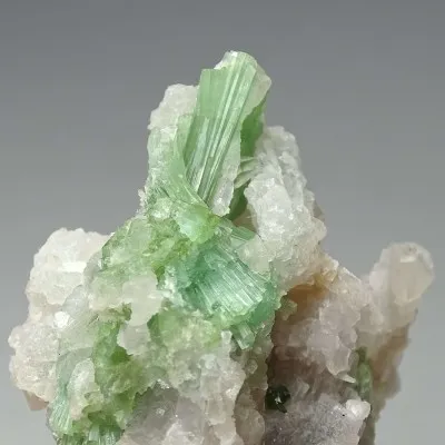 Tourmaline natural in quartz 49g, Pakistan