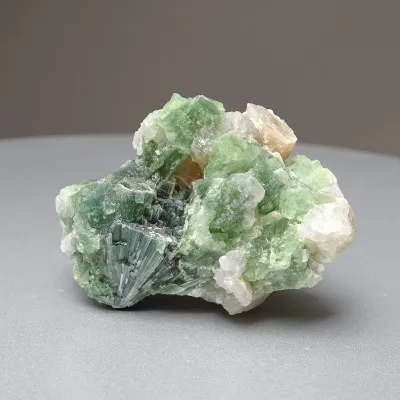 Tourmaline natural in quartz 64g, Pakistan