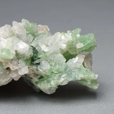 Tourmaline natural in quartz 43g, Pakistan