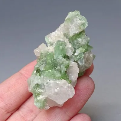 Tourmaline natural in quartz 35g, Pakistan