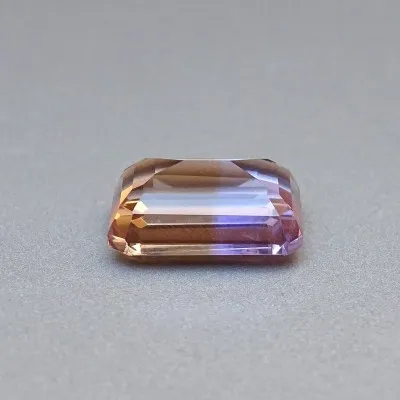 Ametrín přírodní broušený 16,30ct, Bolívie