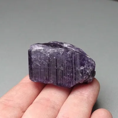 Scapolite purple natural crystal 47.6g, Afghanistan