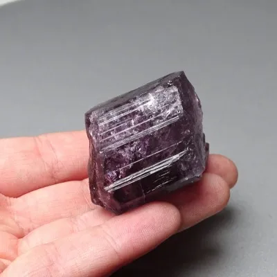Scapolite purple natural crystal 79.2g, Afghanistan