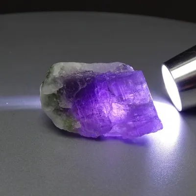 Scapolite purple natural crystal 44.3g, Afghanistan