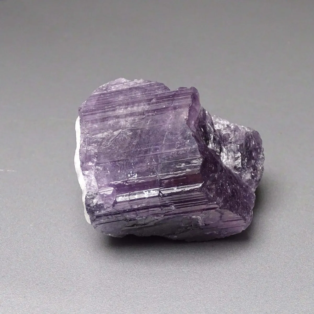 Scapolite purple natural crystal 104.1g, Afghanistan