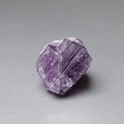 Scapolite purple natural crystal 18.8g, Afghanistan