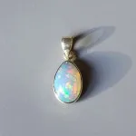 Ethiopian opal pendant 4.6g, Ethiopia | MINERALS-STONES®