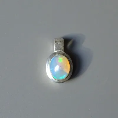 Äthiopischer Opalanhänger 3,2g, Äthiopien | MINERALS-STONES