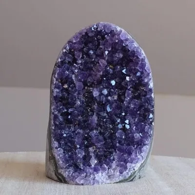 Amethyst-Druse 587g, Uruguay | MINERALS-STONES®