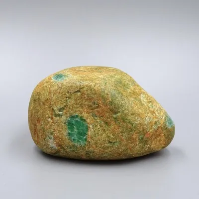 Jadeite natural boulder 679g, Burma (Myanmar) | MINERALS-STONES®