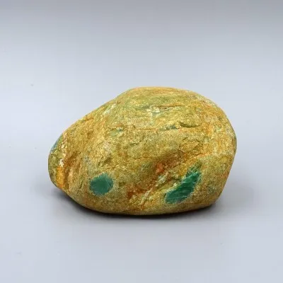 Jadeite natural boulder 679g, Burma (Myanmar) | MINERALS-STONES®