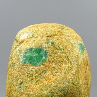 Jadeite natural boulder 679g, Burma (Myanmar) | MINERALS-STONES®