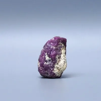 Ruby natural crystal 18.8g, Madagascar | MINERALS-STONES®