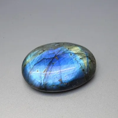 Labradorite polished 87g, Madagascar | MINERALS-STONES
