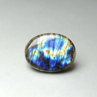 Labradorite natural polished cabochon 11.9g, Madagascar